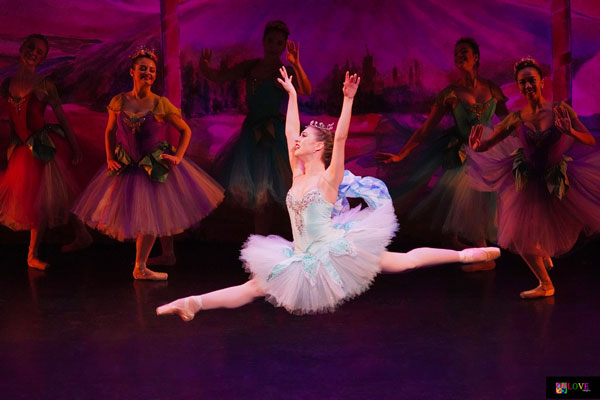 American Repertory Ballet&#39;s Nutcracker at Two River Theater