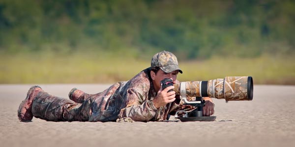 Renowned Wildlife Photographer Publishes Stunning Collection Of Exceptional Images