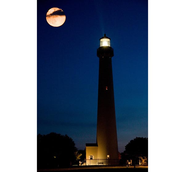 Cape May Offers Lighthouse Full Moon Climbs