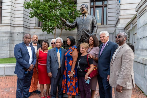 Statue of Newark Mayor Kenneth Gibson Unveiled In Front of City Hall